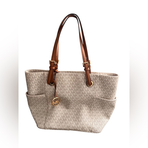Michael Kors. Signature Logo Tote Bag. Color White-Cream. - Picture 6 of 16
